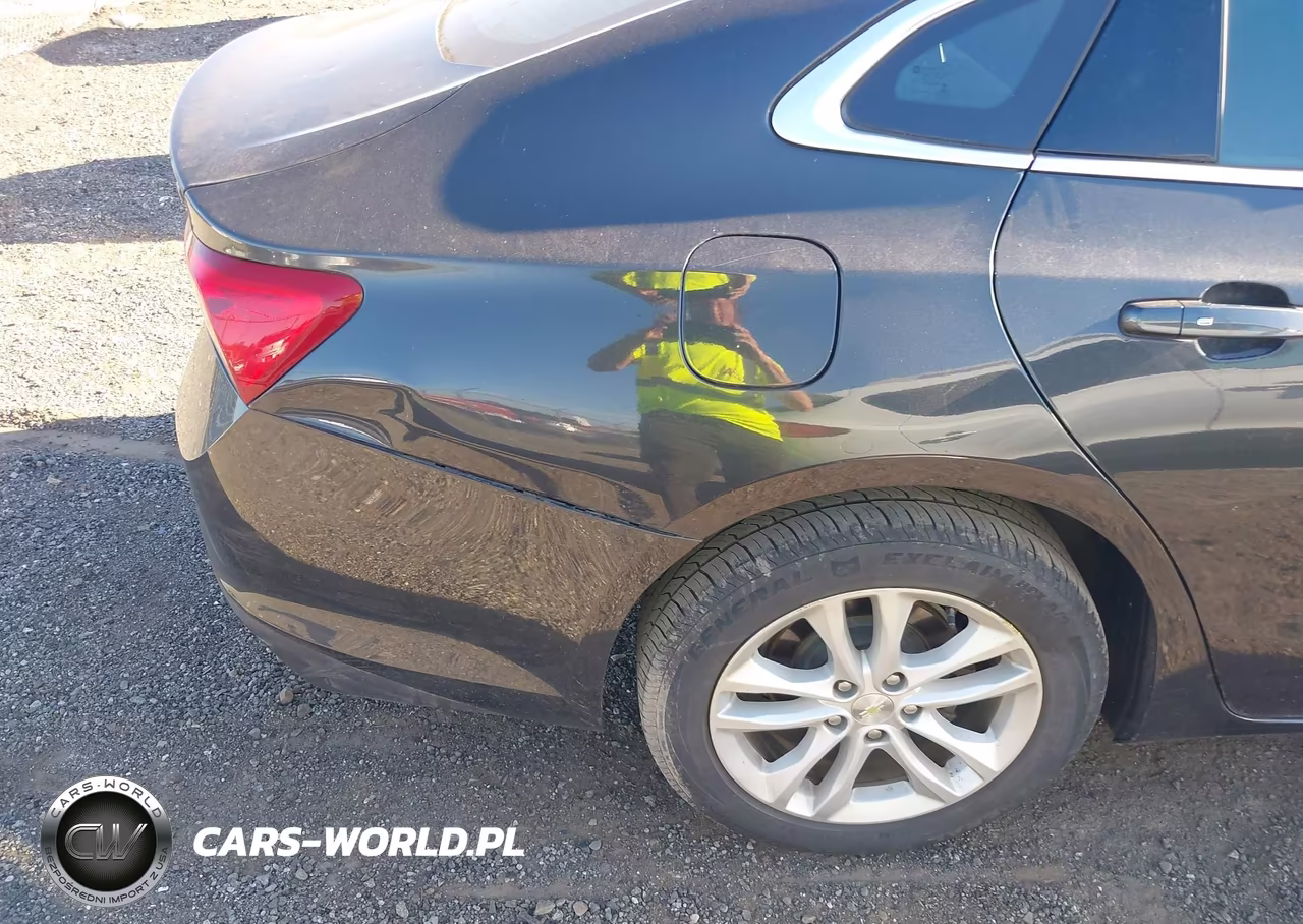 2018 Chevrolet Malibu Lt VIN:1G1ZD5STXJF149118 - 17
