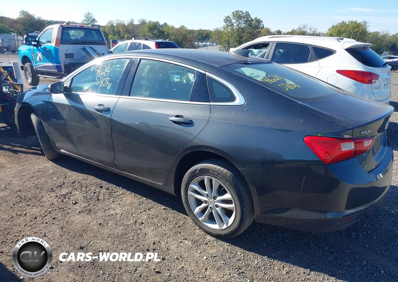 2018 Chevrolet Malibu Lt VIN:1G1ZD5STXJF149118 - 3