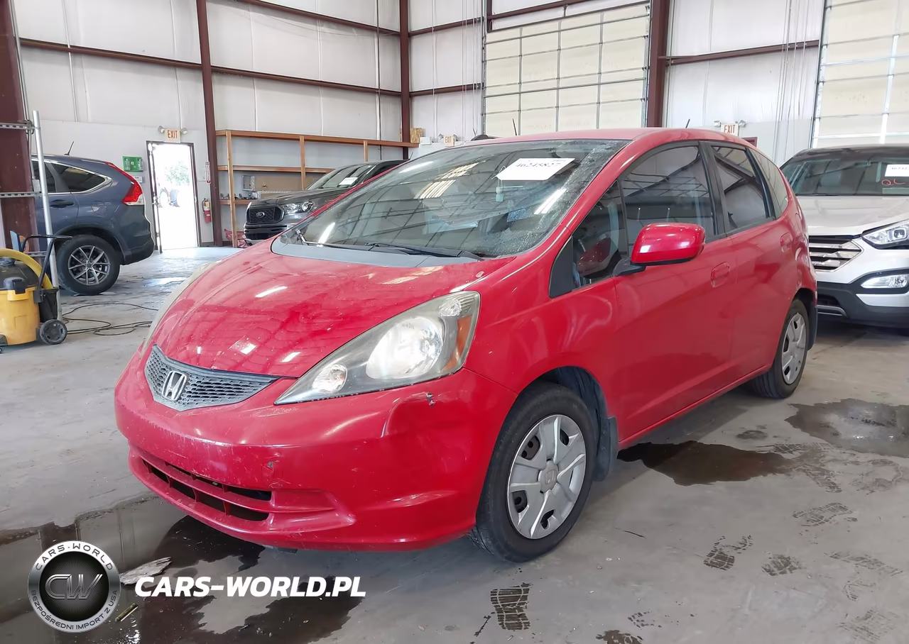 2013 Honda Fit VIN:JHMGE8H37DC035909 - 2