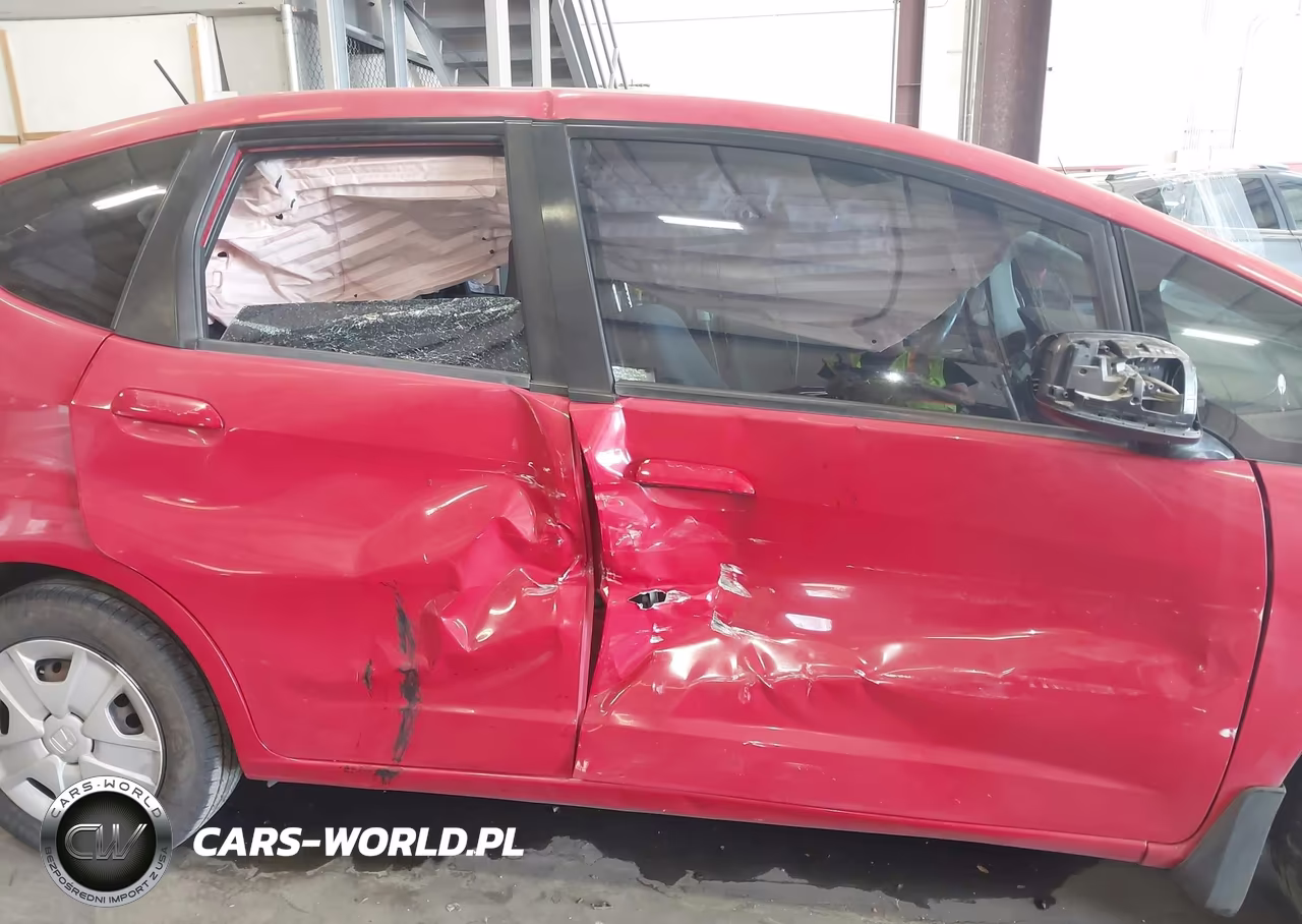 2013 Honda Fit VIN:JHMGE8H37DC035909 - 6