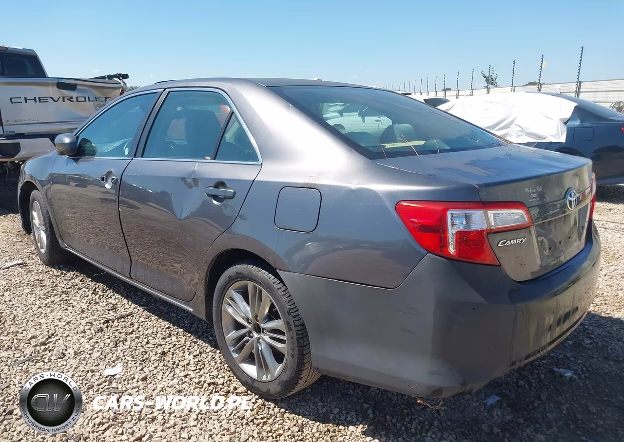 2014 Toyota Camry Le VIN:4T1BF1FK8EU364703 - 3