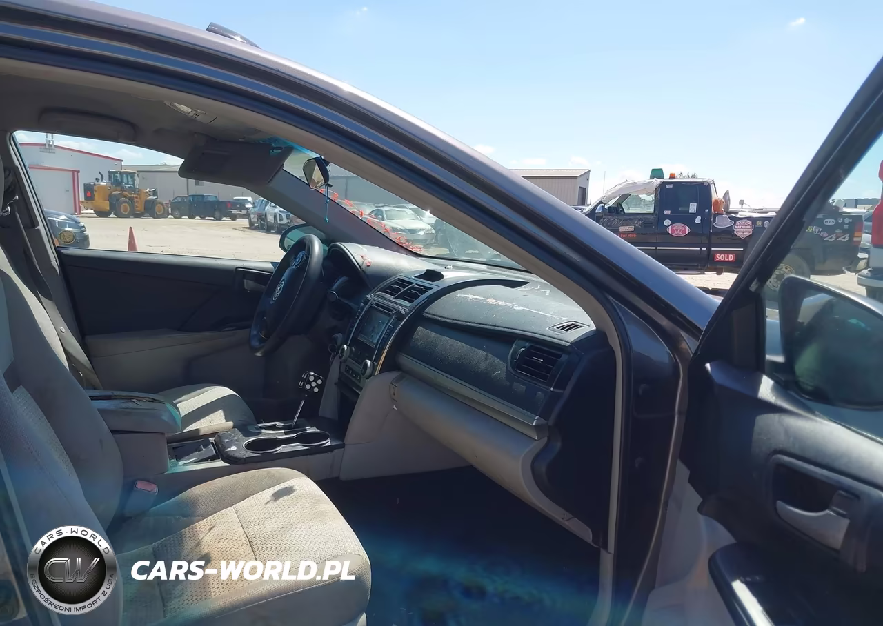 2014 Toyota Camry Le VIN:4T1BF1FK8EU364703 - 5