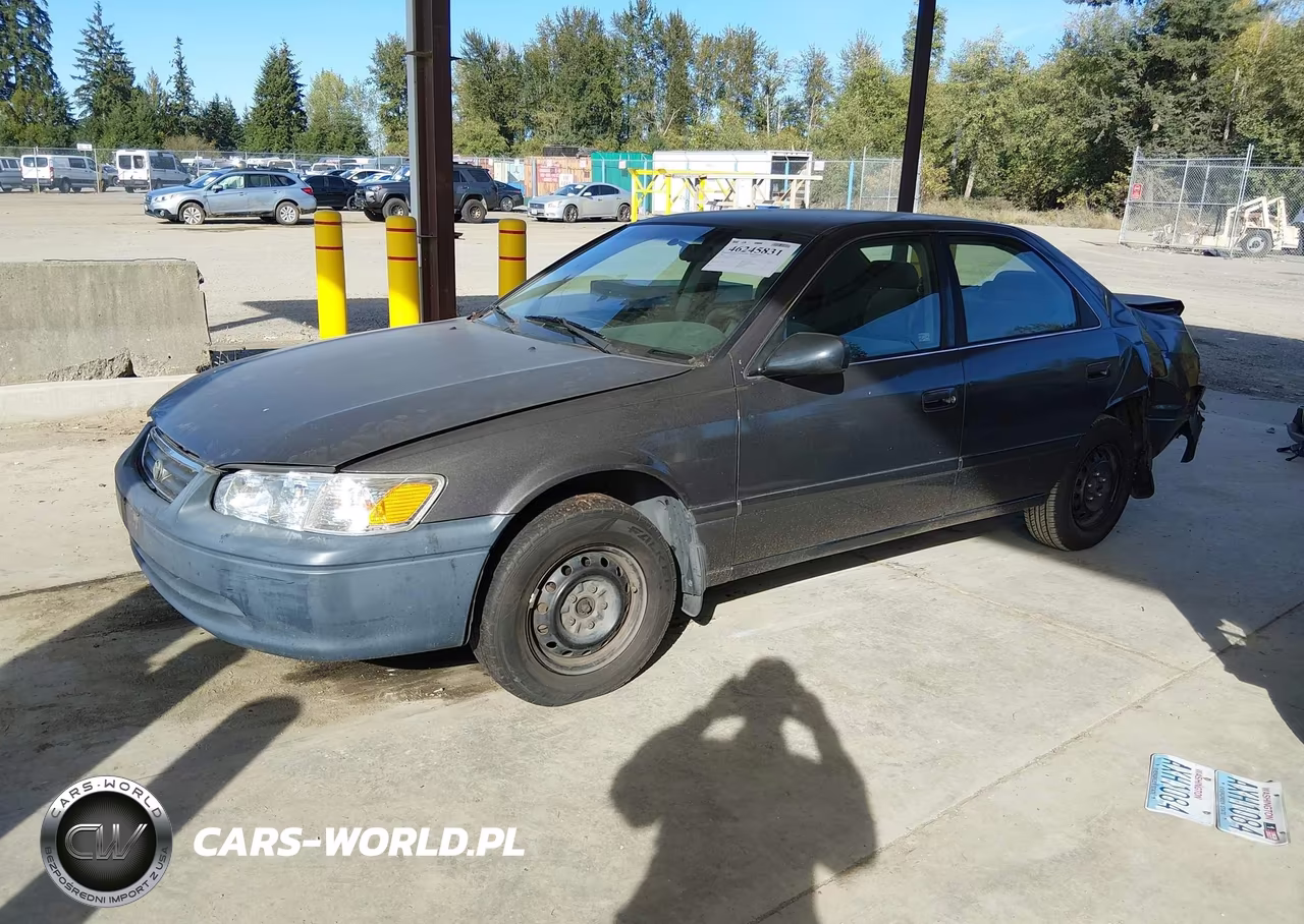 2000 Toyota Camry Ce VIN:4T1BG22K9YU755923 - 2