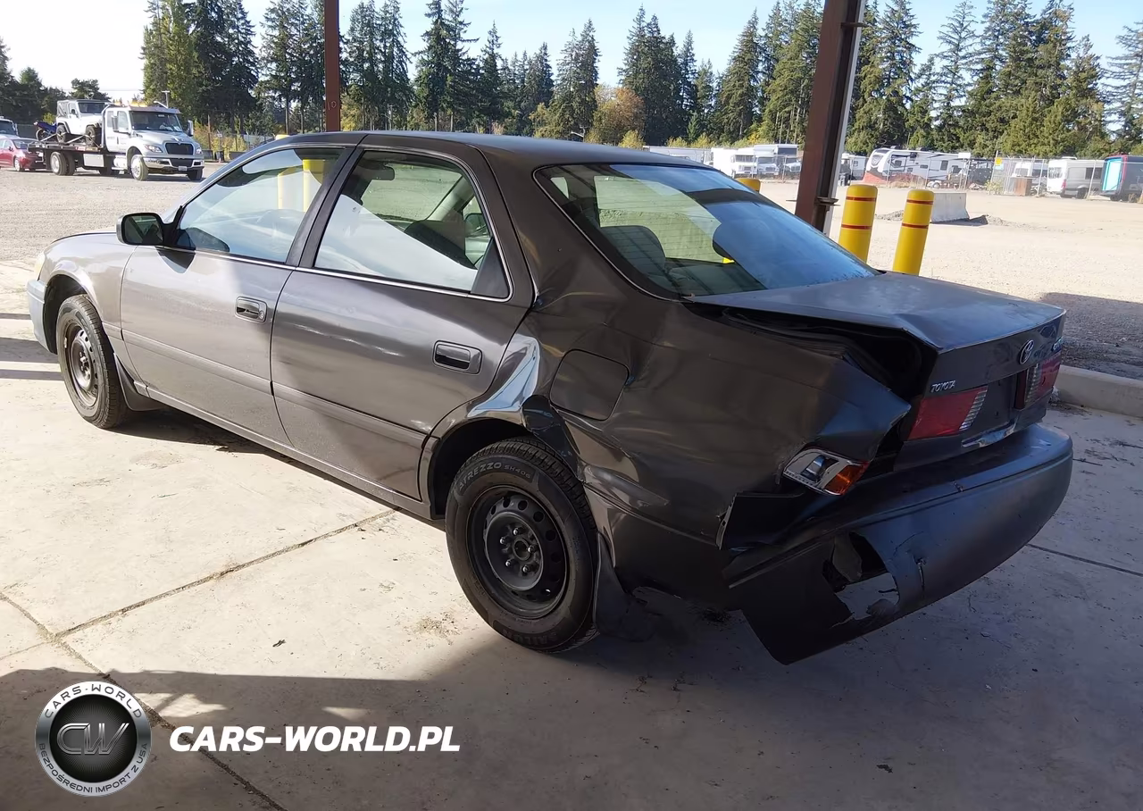 2000 Toyota Camry Ce VIN:4T1BG22K9YU755923 - 3