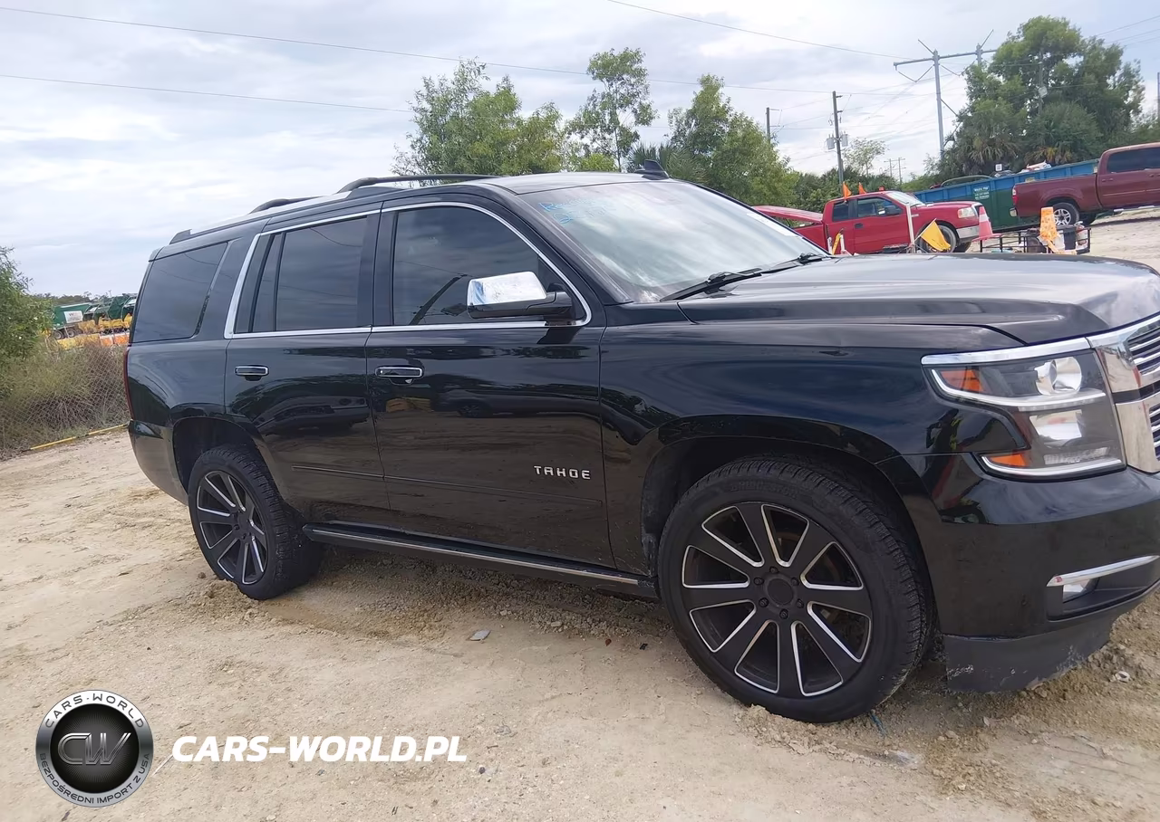 2020 Chevrolet Tahoe 2Wd Premier VIN:1GNSCCKJ5LR300003 - 13