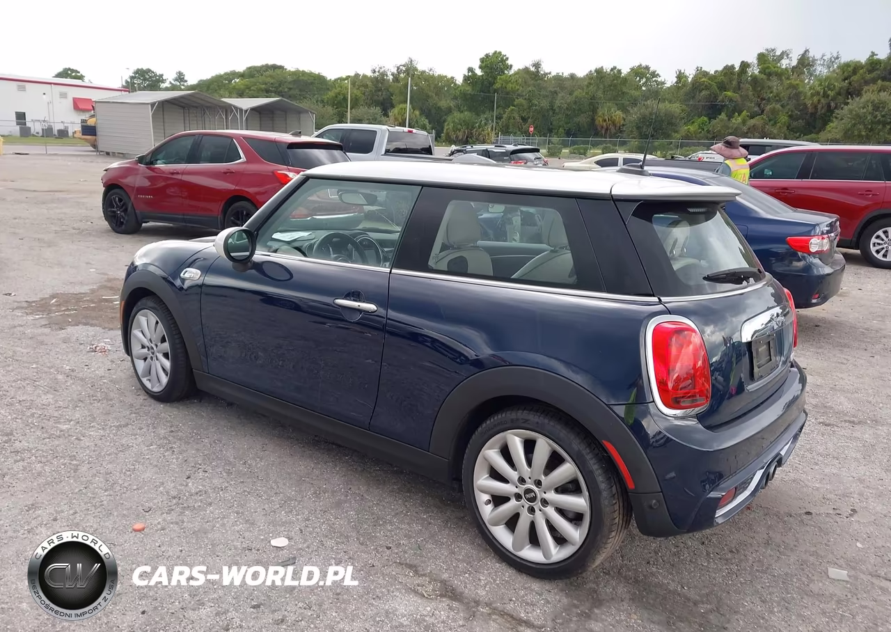 2019 Mini Hardtop Cooper S VIN:WMWXP7C52K2A50111 - 3
