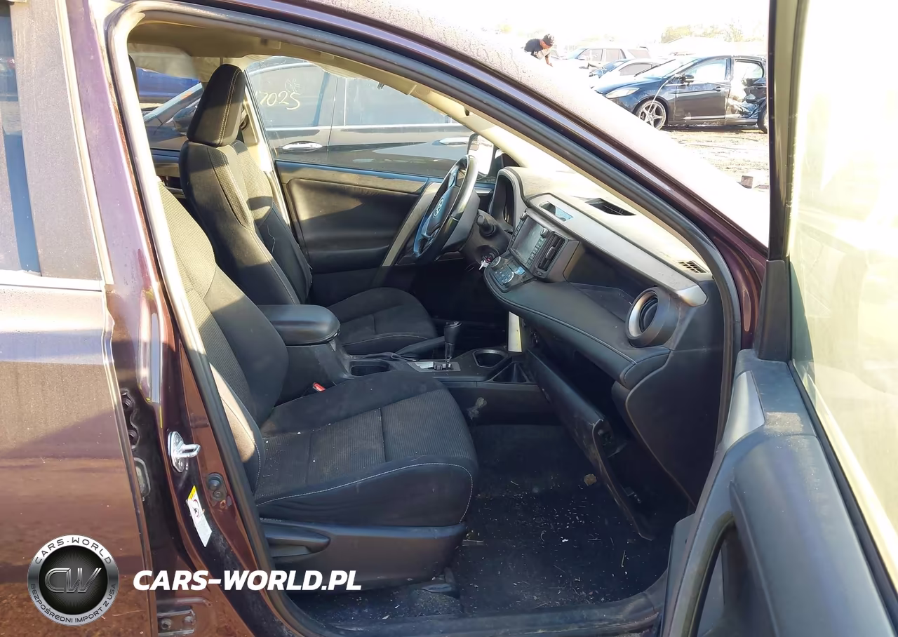 2016 Toyota Rav4 Xle VIN:2T3RFREV1GW427398 - 5
