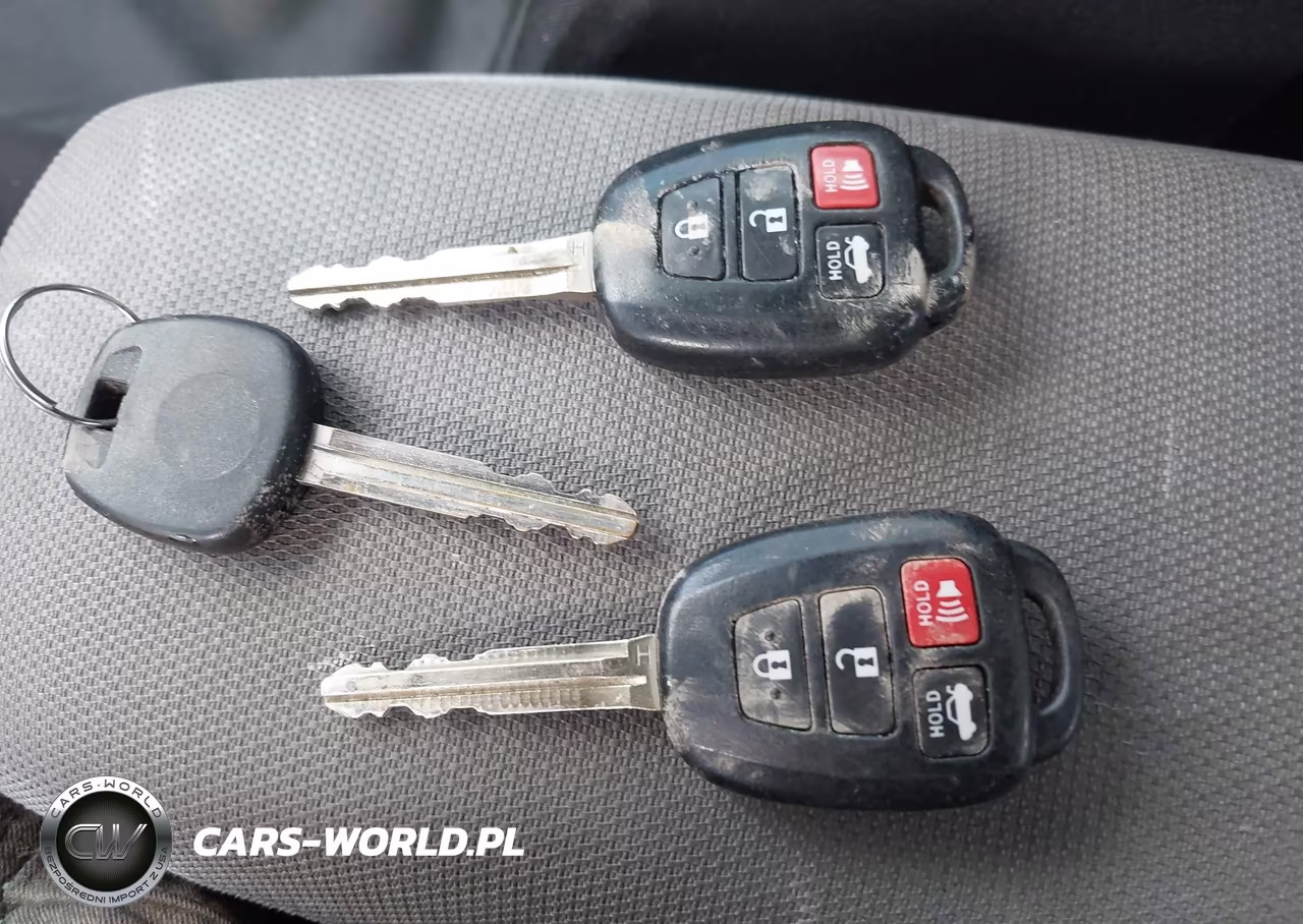 2016 Toyota Corolla Le VIN:5YFBURHE0GP460776 - 11