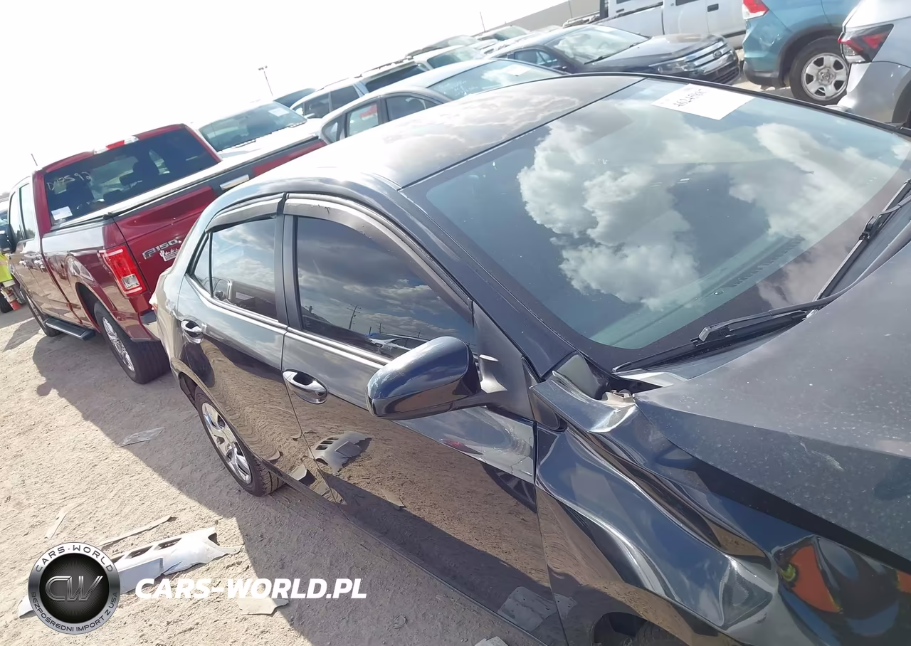 2016 Toyota Corolla Le VIN:5YFBURHE0GP460776 - 14