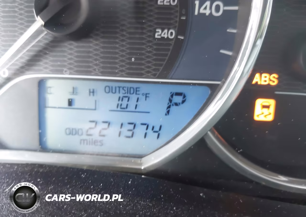 2016 Toyota Corolla Le VIN:5YFBURHE0GP460776 - 16