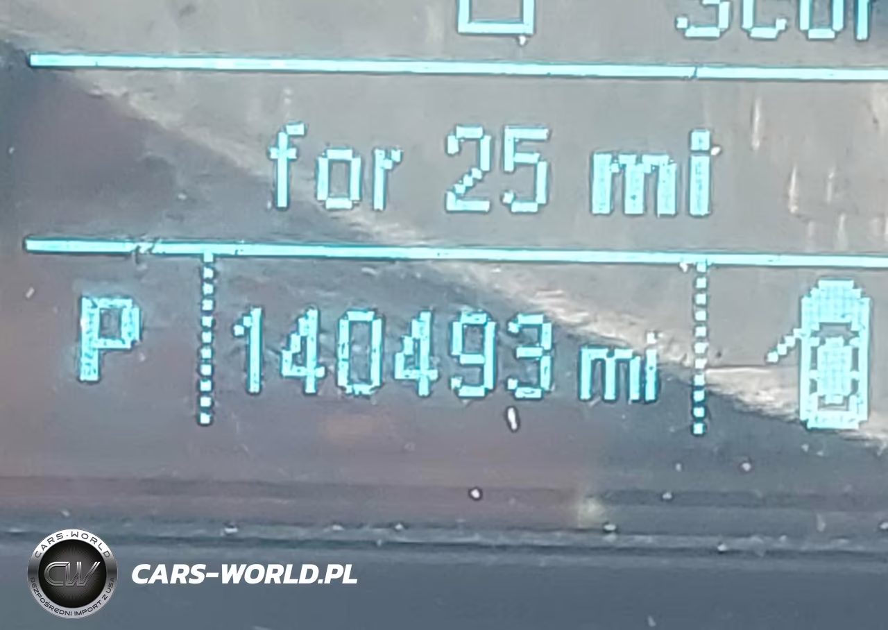 2017 Chevrolet Equinox Premier VIN:2GNFLGEK8H6110132 - 15