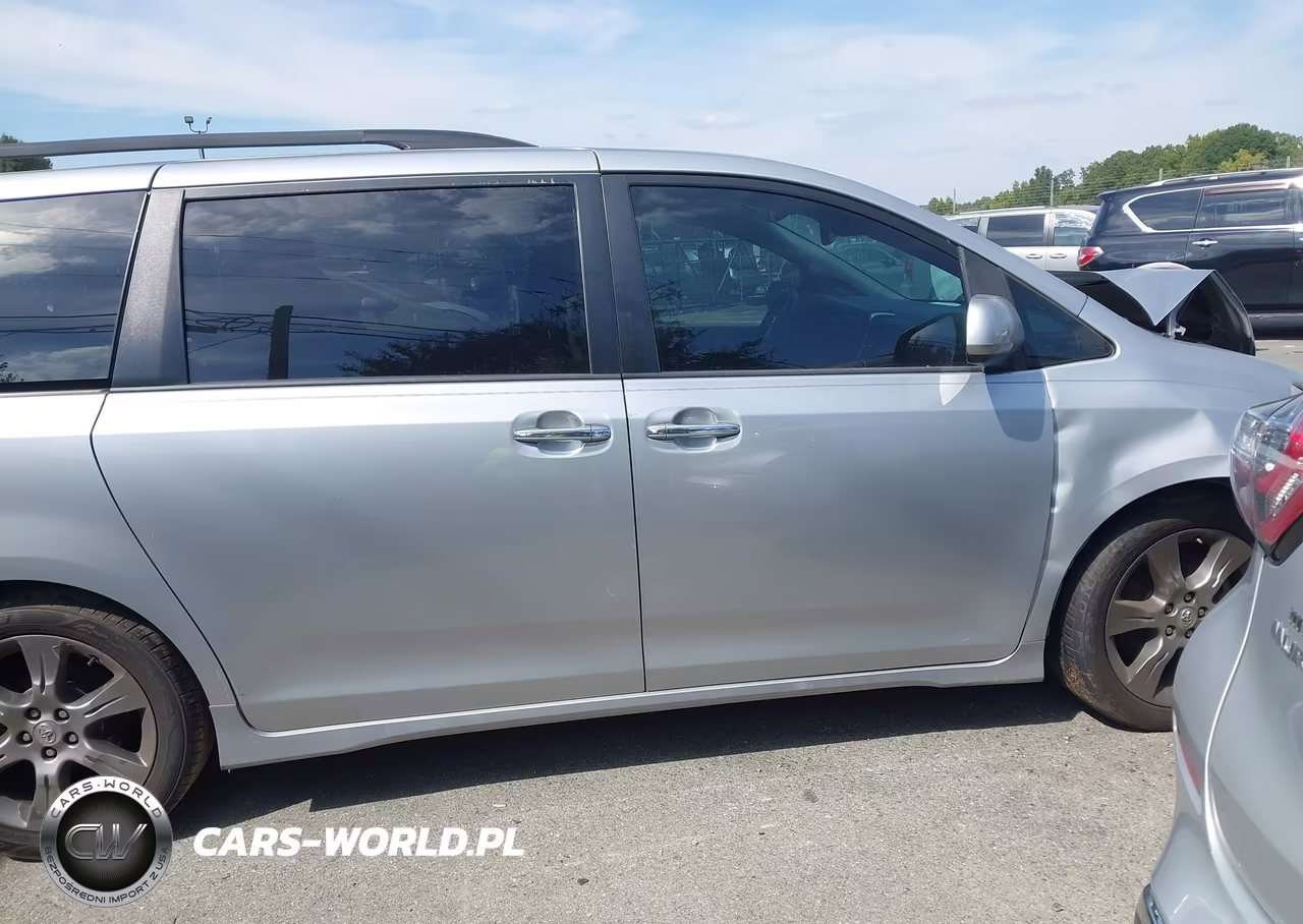 2015 Toyota Sienna Se 8 Passenger VIN:5TDXK3DC5FS674116 - 12