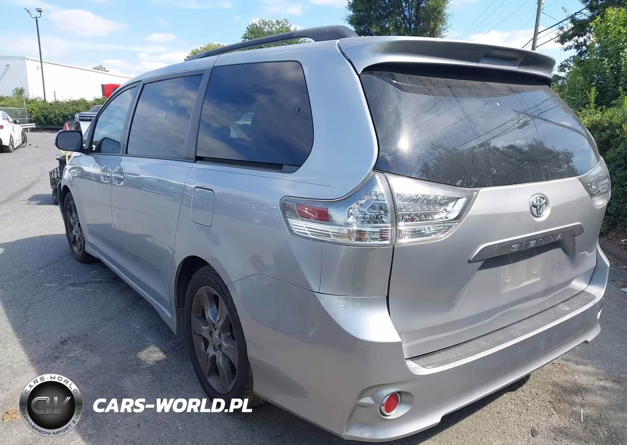 2015 Toyota Sienna Se 8 Passenger VIN:5TDXK3DC5FS674116 - 3