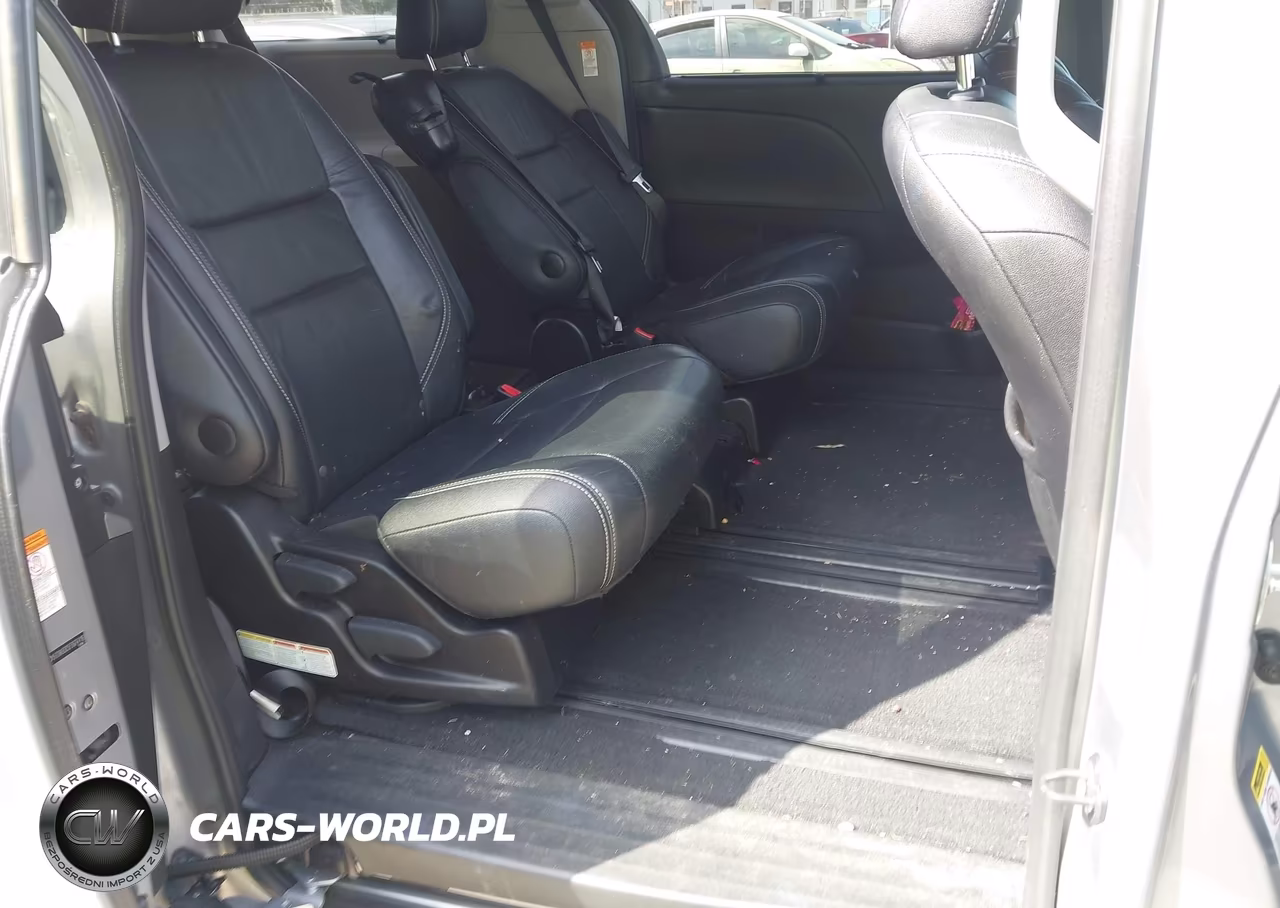 2015 Toyota Sienna Se 8 Passenger VIN:5TDXK3DC5FS674116 - 8