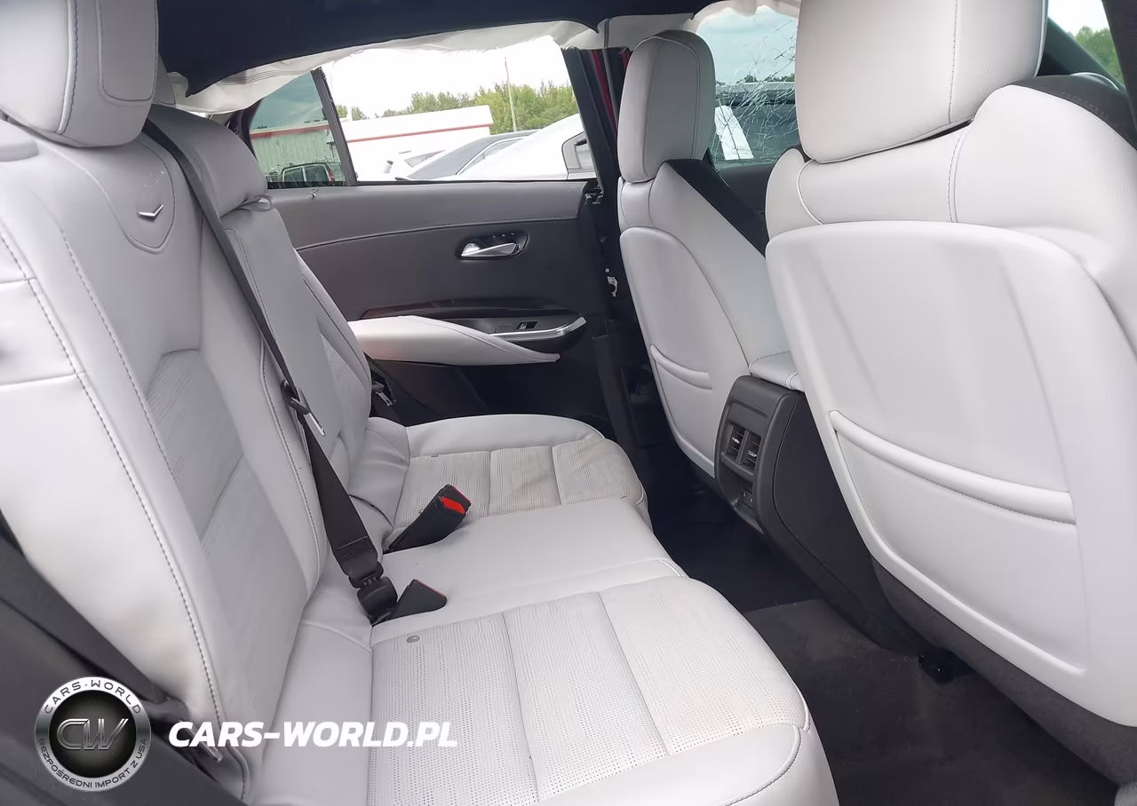 2025 Cadillac Xt4 Fwd Sport VIN:1GYFZER45SF104156 - 8