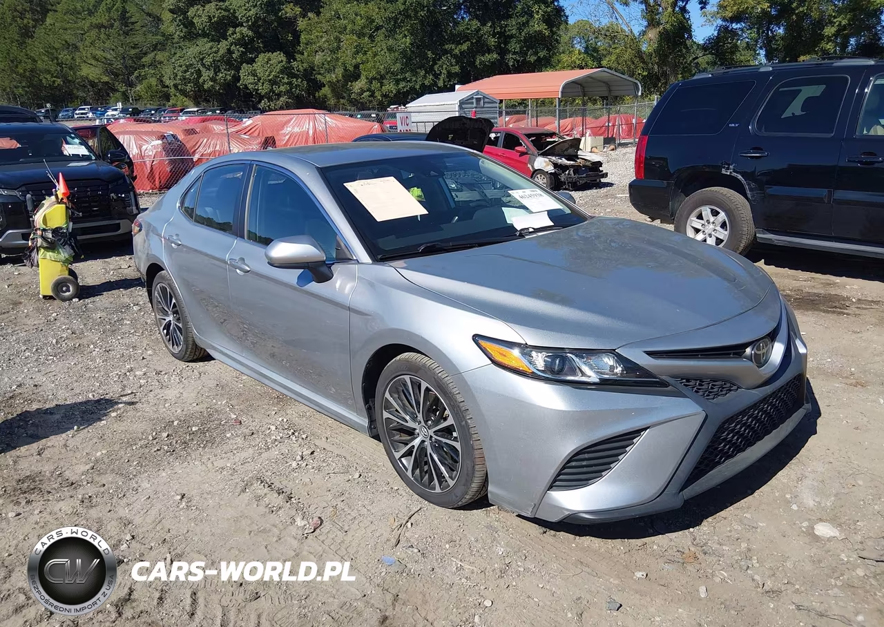 2020 Toyota Camry Se