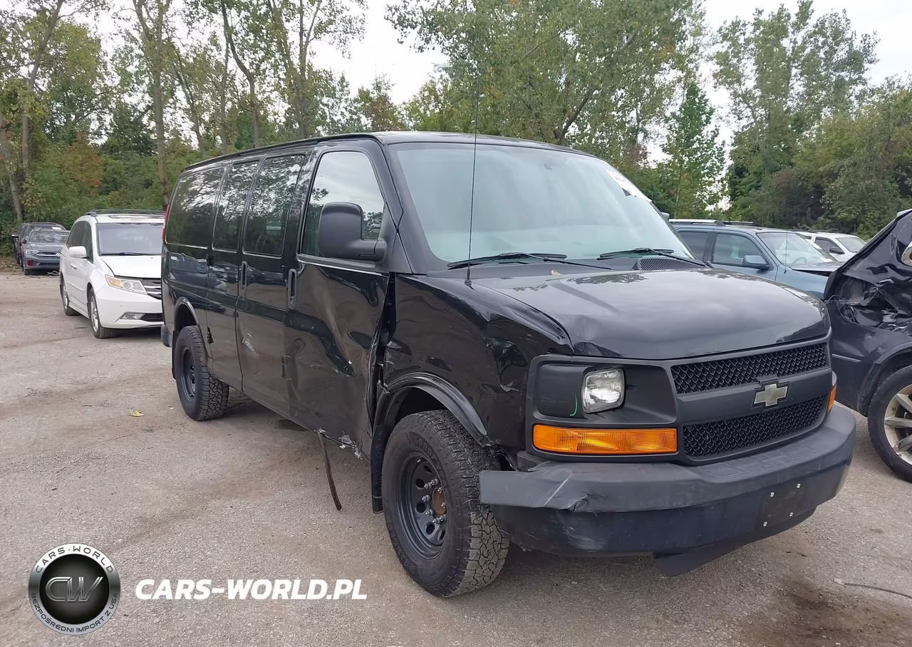 2013 Chevrolet Express 2500 Work Van VIN:1GCWGFCAXD1180472 - 1