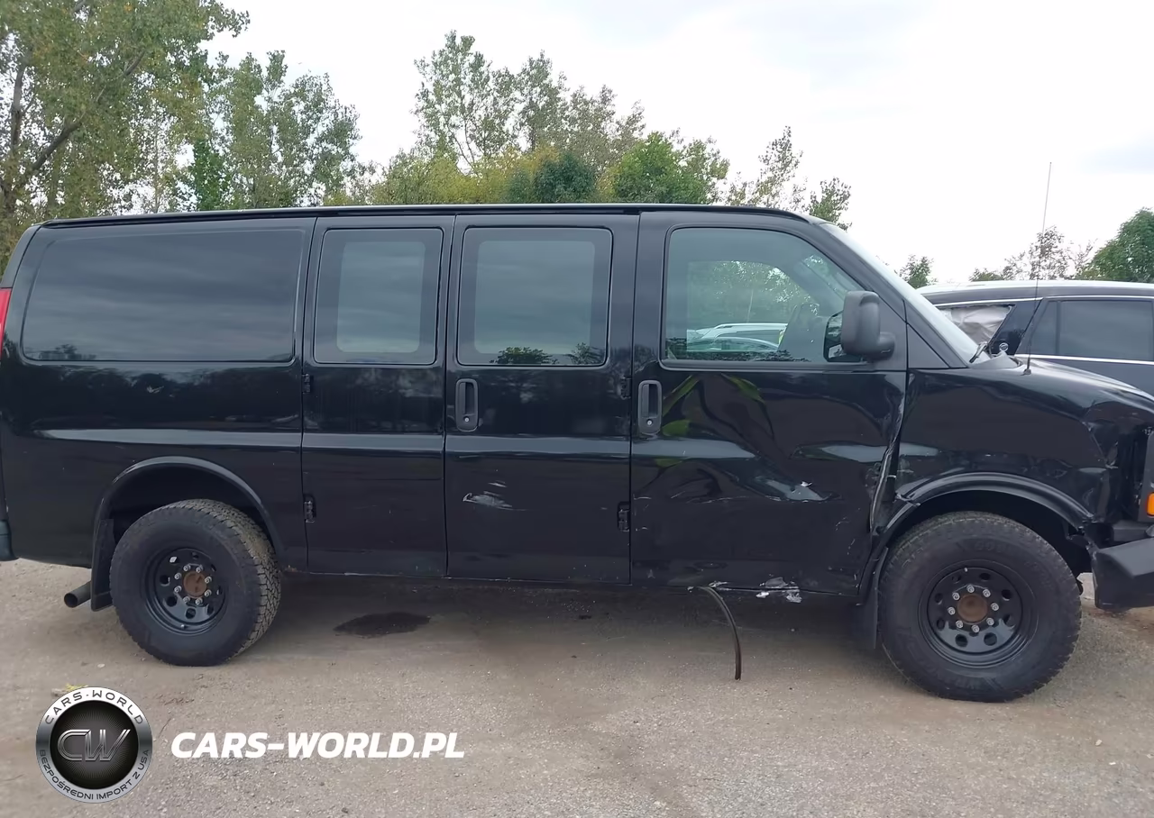 2013 Chevrolet Express 2500 Work Van VIN:1GCWGFCAXD1180472 - 13