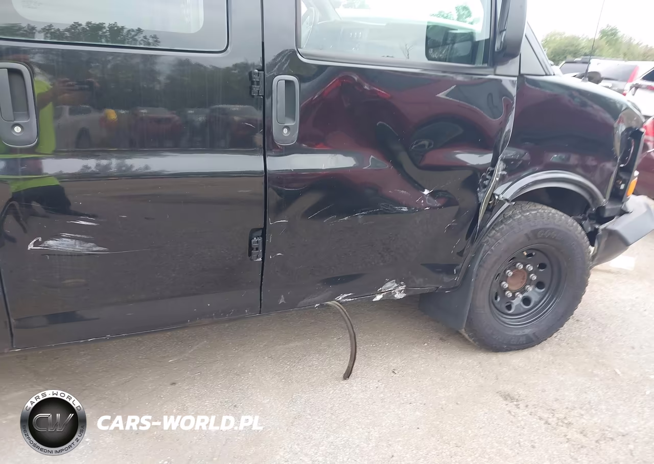2013 Chevrolet Express 2500 Work Van VIN:1GCWGFCAXD1180472 - 6