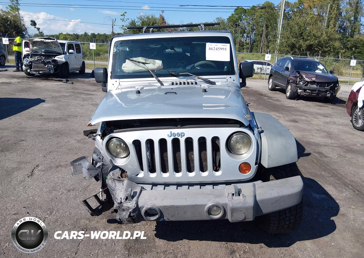 2011 Jeep Wrangler Unlimited Sport VIN:1J4BA3H10BL596923 - 11