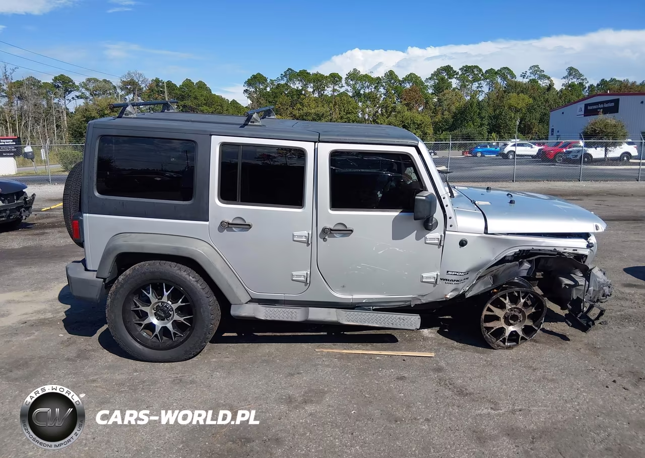2011 Jeep Wrangler Unlimited Sport VIN:1J4BA3H10BL596923 - 12