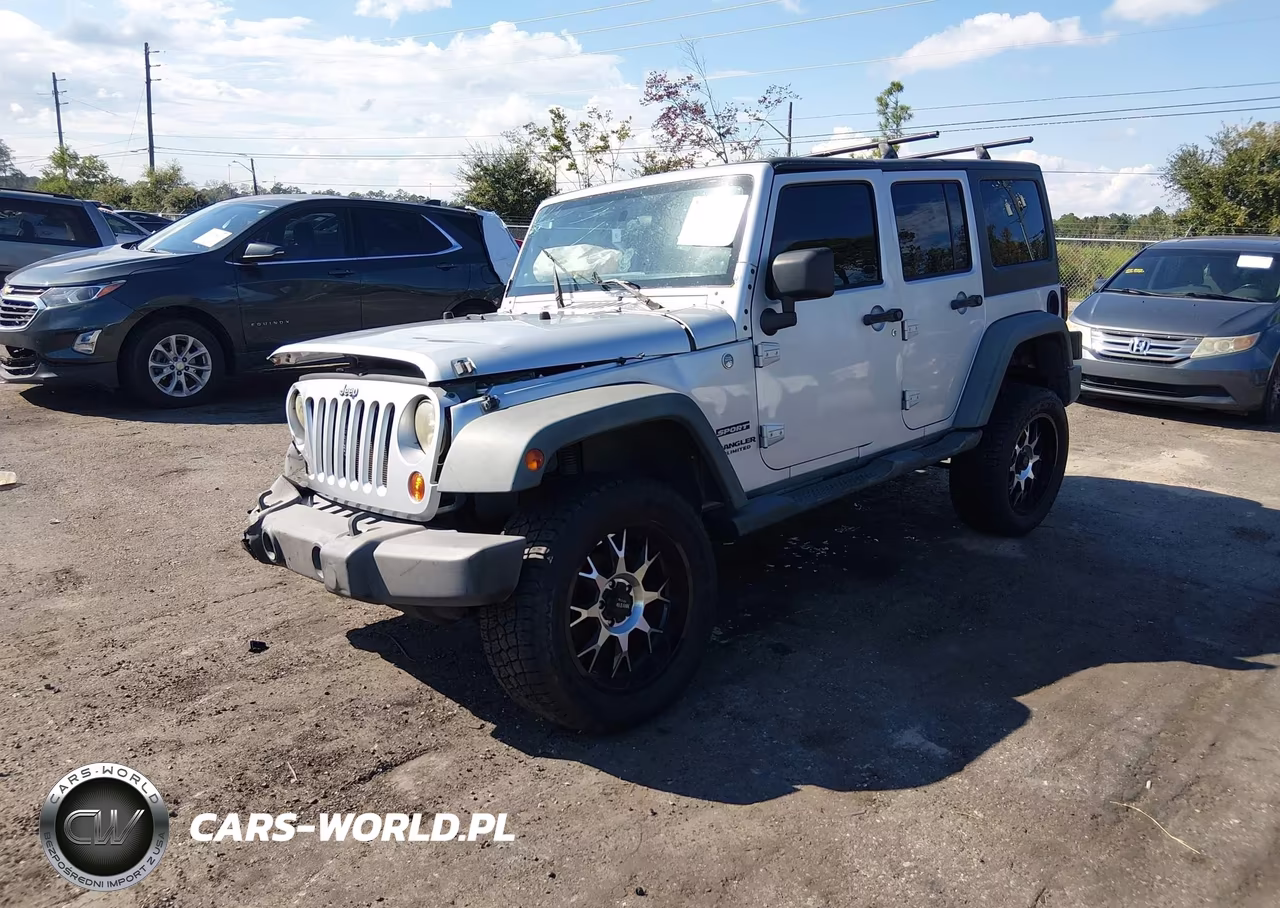 2011 Jeep Wrangler Unlimited Sport VIN:1J4BA3H10BL596923 - 2