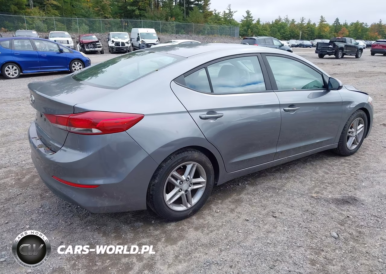 2018 Hyundai Elantra Se VIN:5NPD74LF4JH267926 - 4