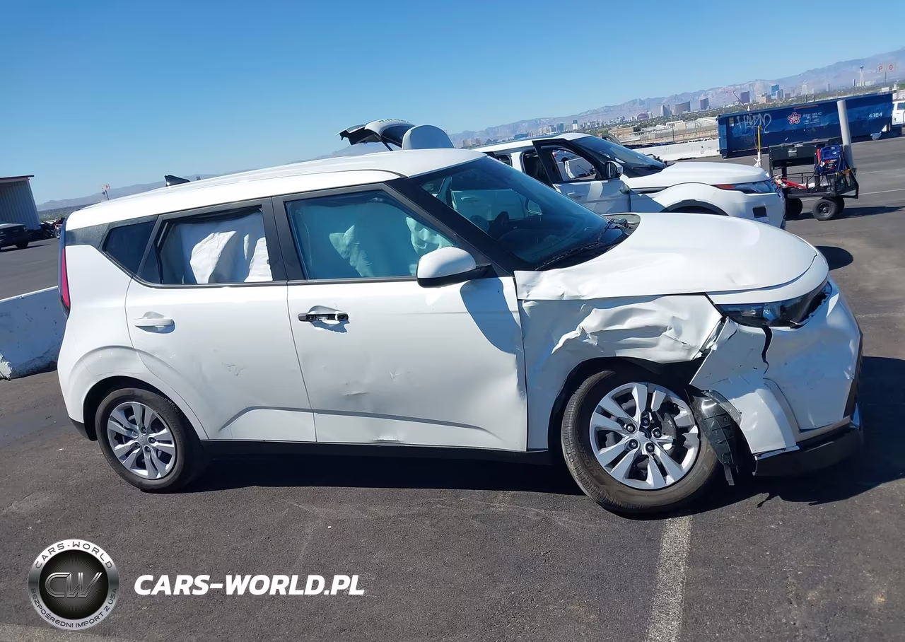 2025 Kia Soul Lx VIN:KNDJ23AU7S7960931 - 13