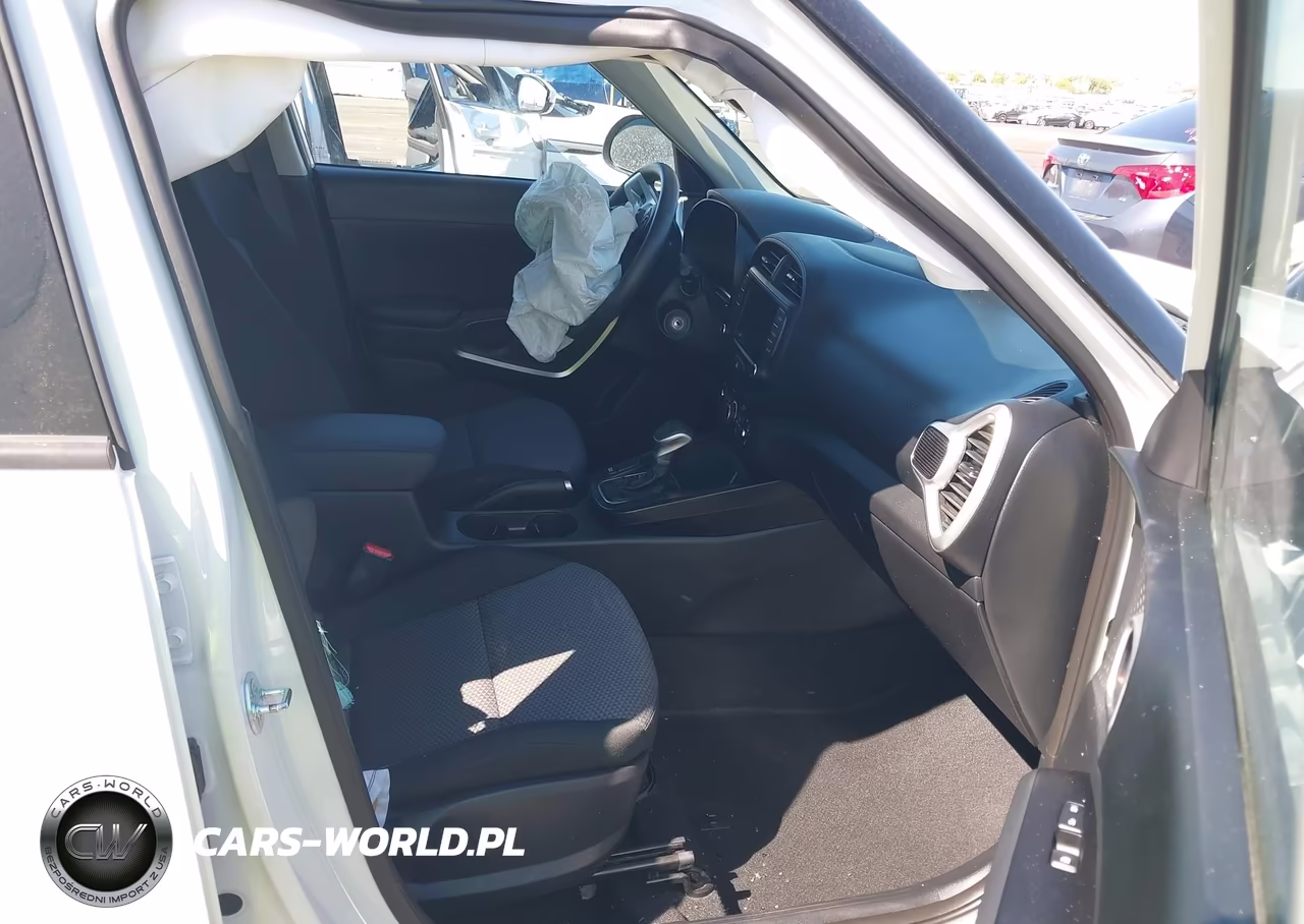 2025 Kia Soul Lx VIN:KNDJ23AU7S7960931 - 5