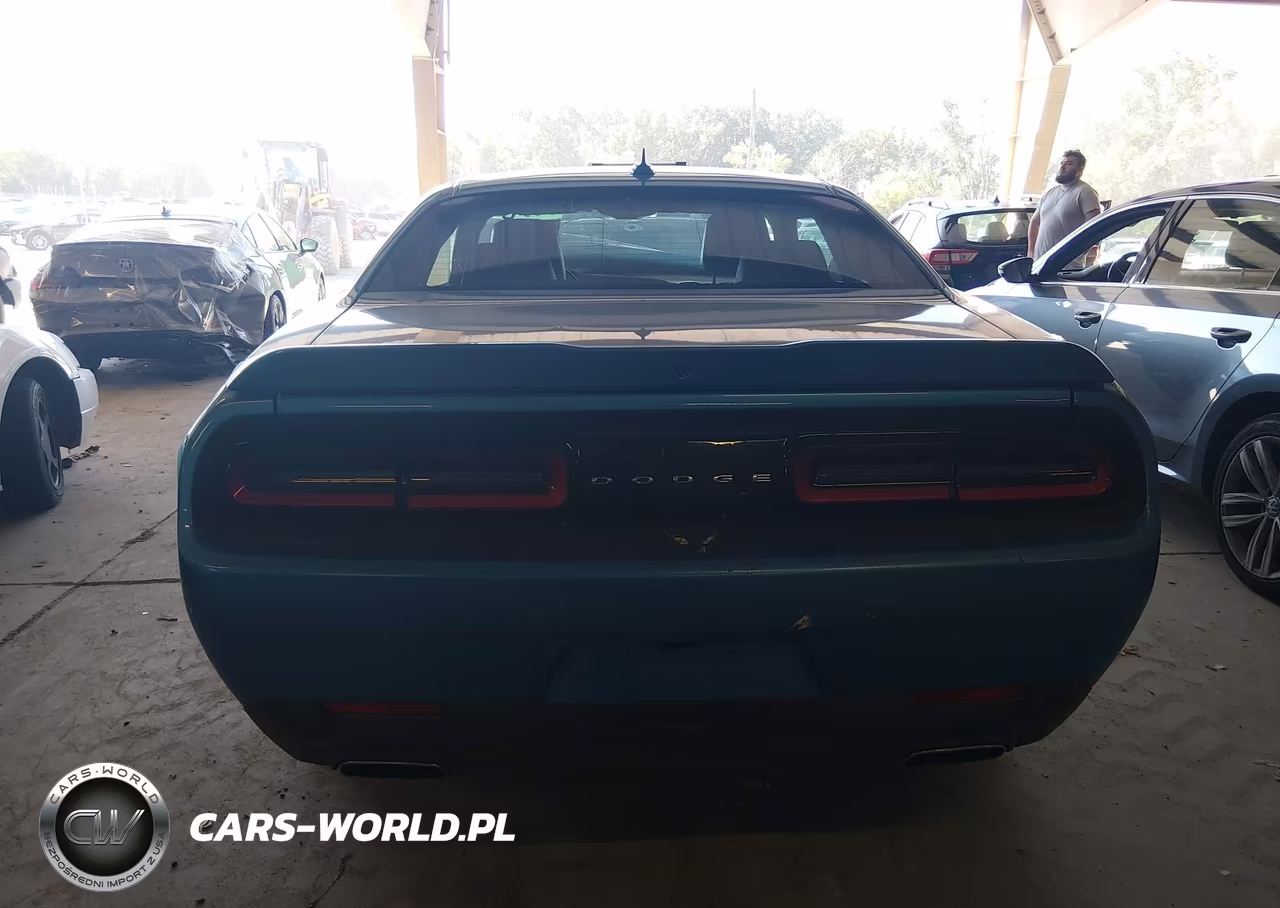 2015 Dodge Challenger Sxt Plus VIN:2C3CDZBGXFH905001 - 16