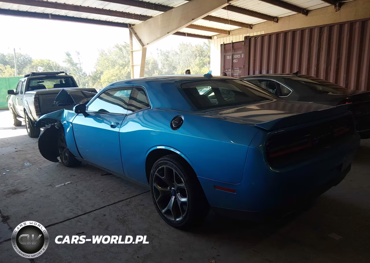 2015 Dodge Challenger Sxt Plus VIN:2C3CDZBGXFH905001 - 3