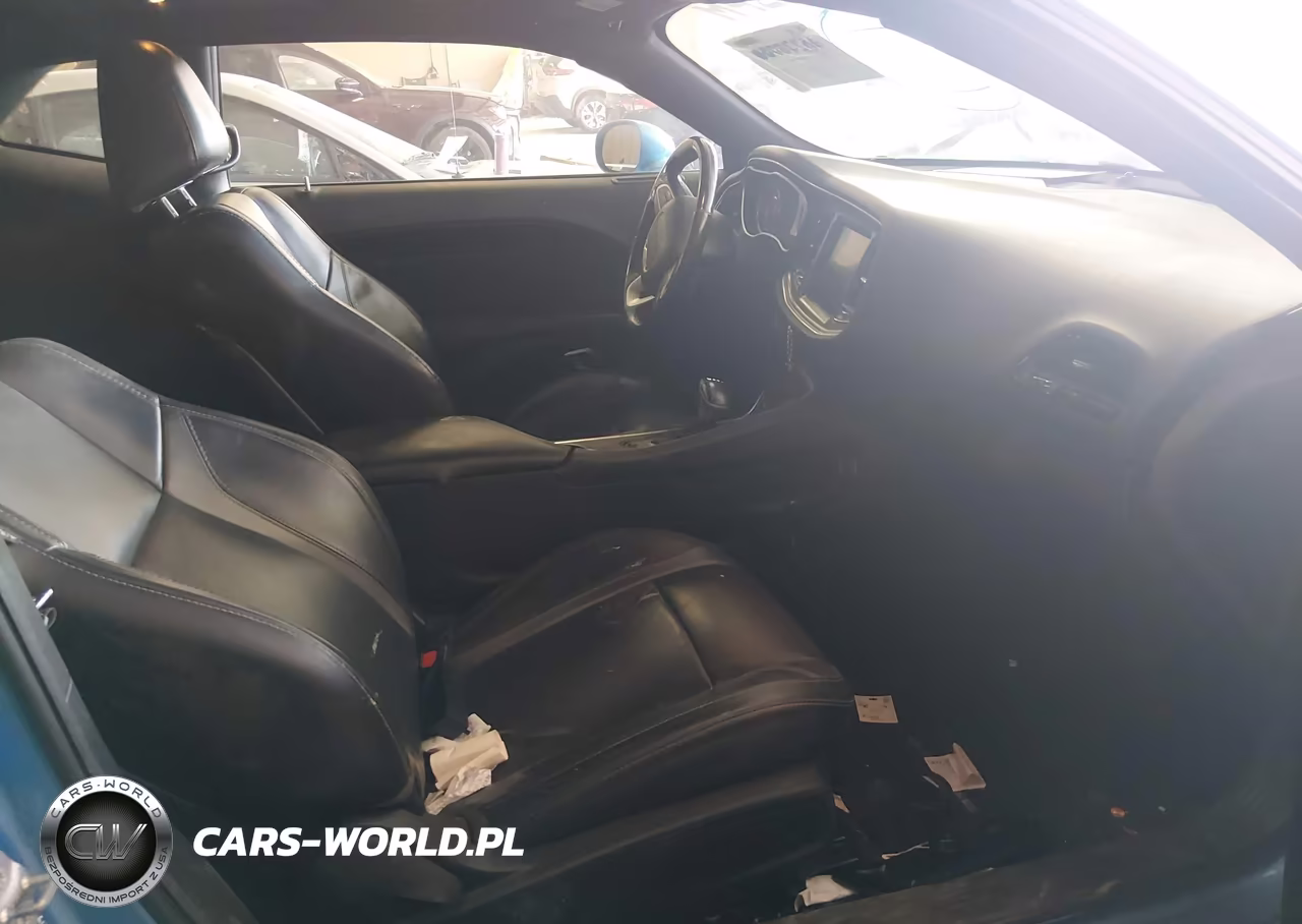 2015 Dodge Challenger Sxt Plus VIN:2C3CDZBGXFH905001 - 5