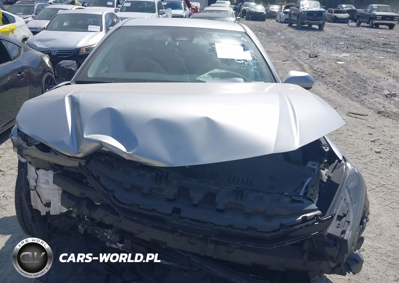 2025 Toyota Camry Le VIN:4T1DAACK2SU521021 - 10