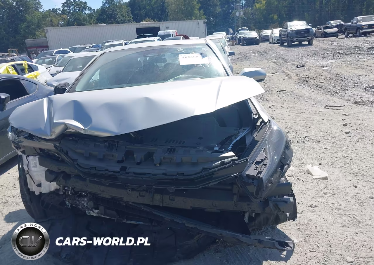 2025 Toyota Camry Le VIN:4T1DAACK2SU521021 - 12