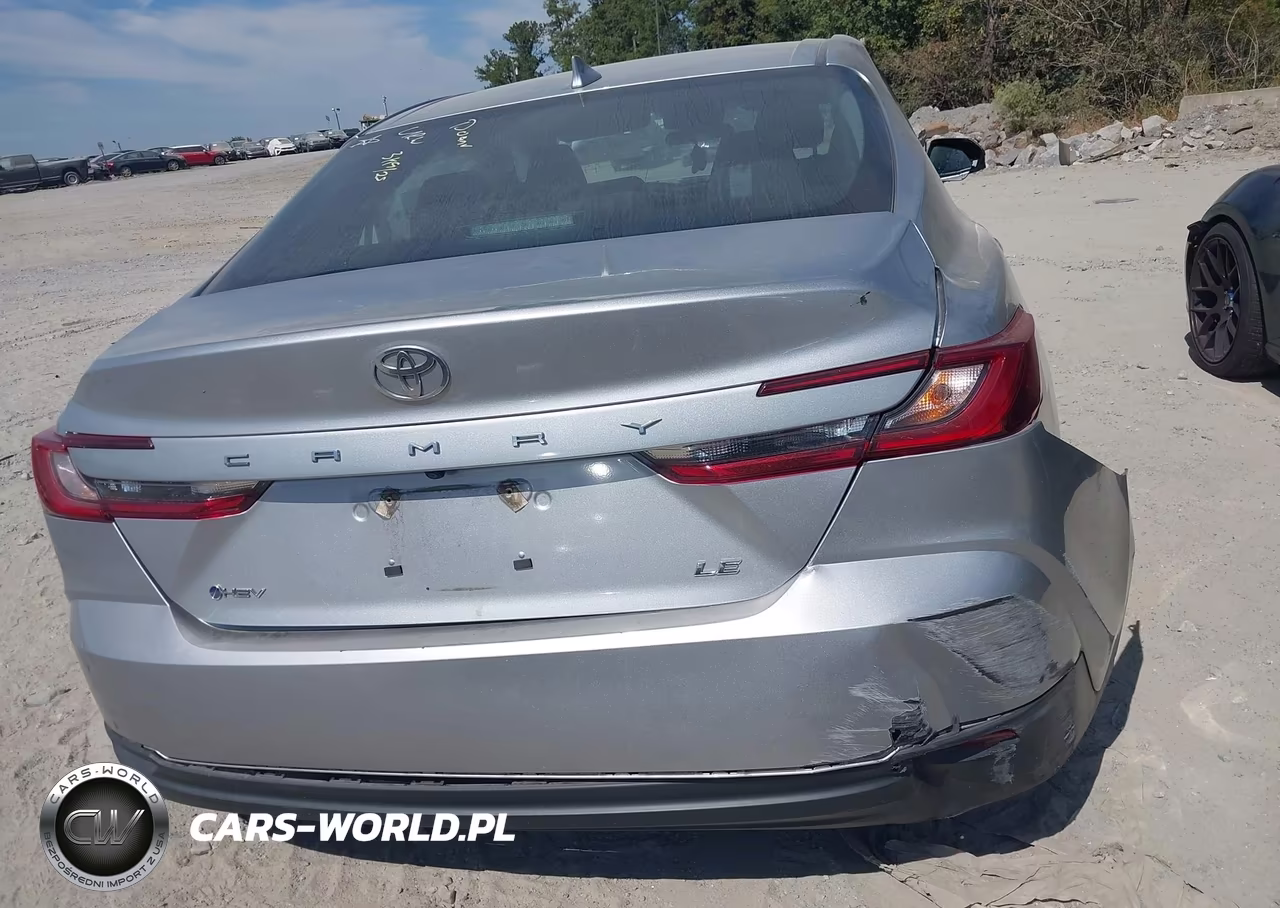 2025 Toyota Camry Le VIN:4T1DAACK2SU521021 - 16