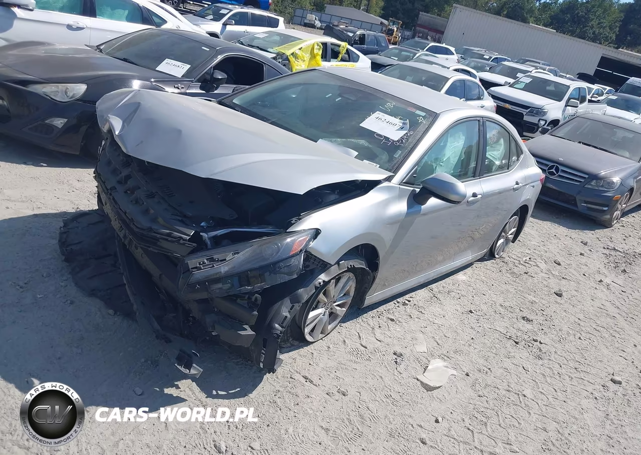 2025 Toyota Camry Le VIN:4T1DAACK2SU521021 - 2