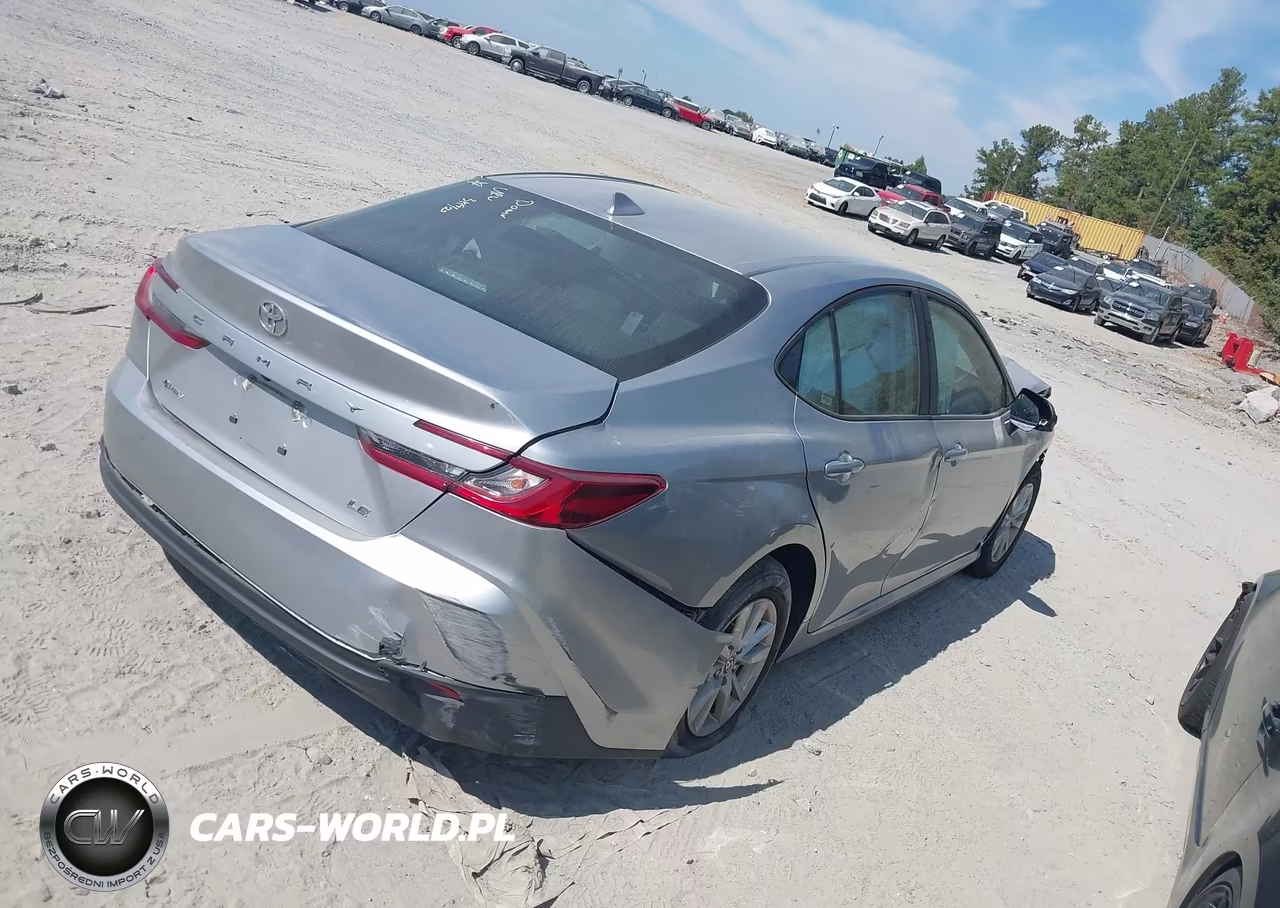 2025 Toyota Camry Le VIN:4T1DAACK2SU521021 - 4