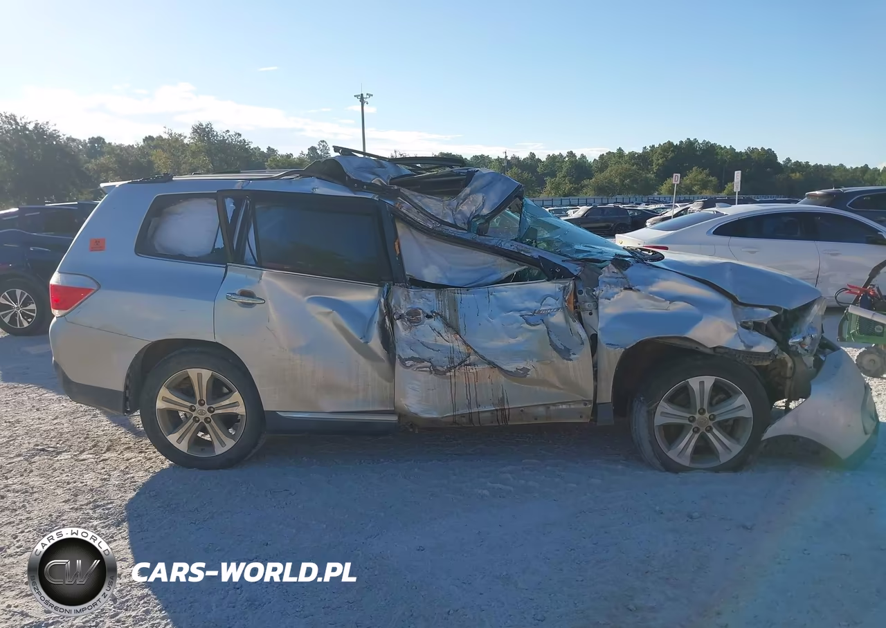 2013 Toyota Highlander Limited V6 VIN:5TDYK3EH8DS100606 - 13