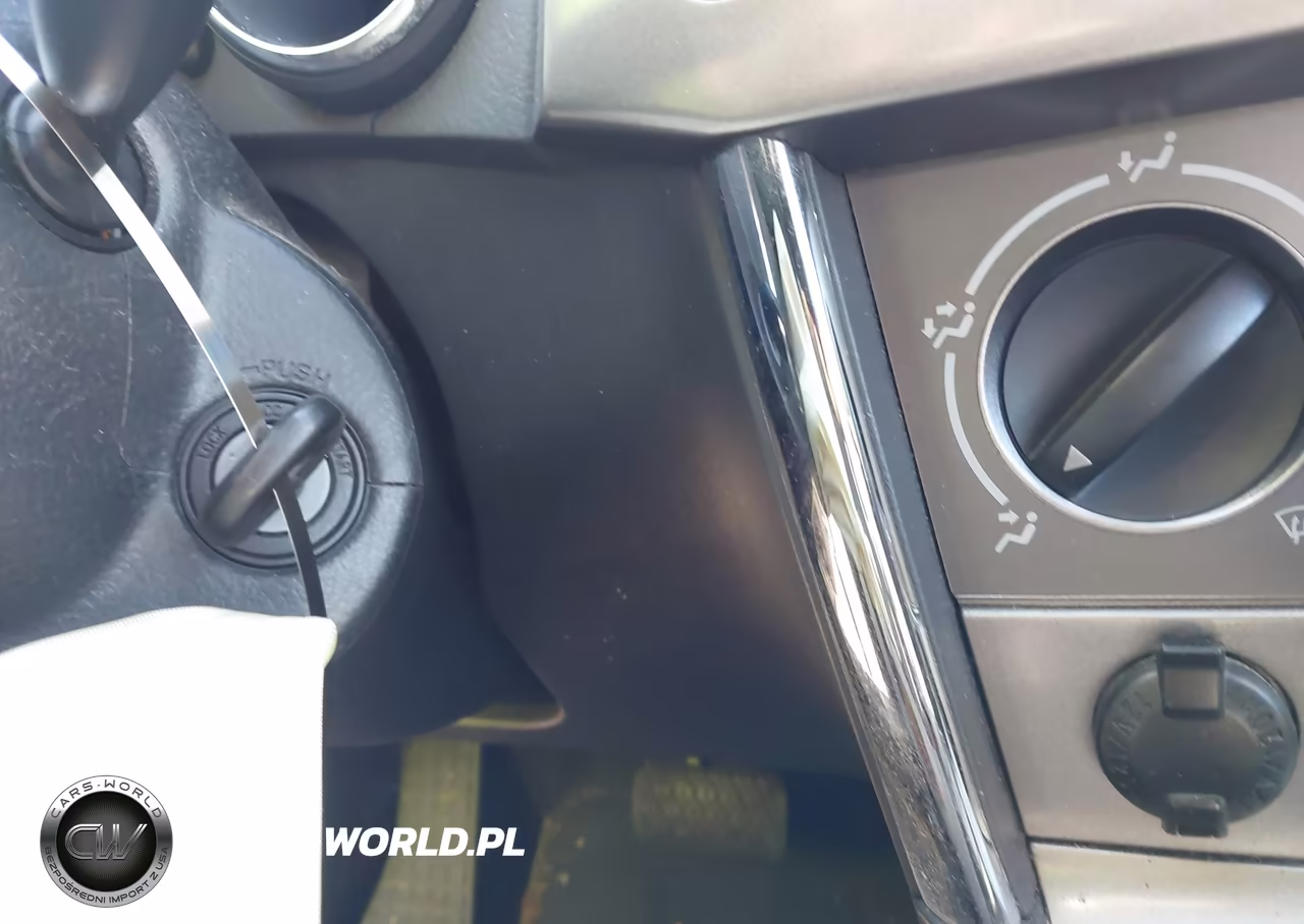 2008 Toyota Matrix VIN:2T1KR30E58C701663 - 11