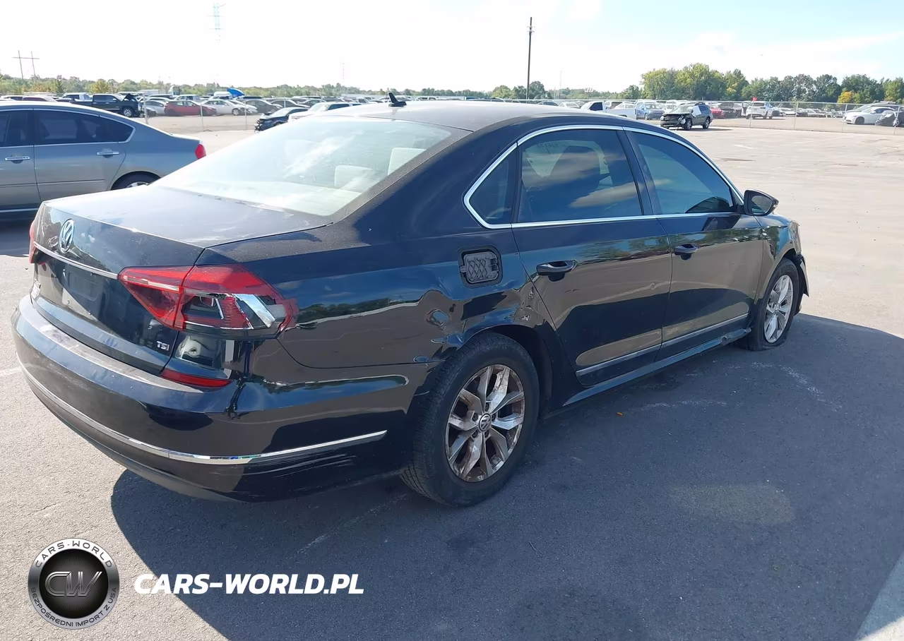 2017 Volkswagen Passat 1.8T S VIN:1VWAT7A38HC025989 - 4