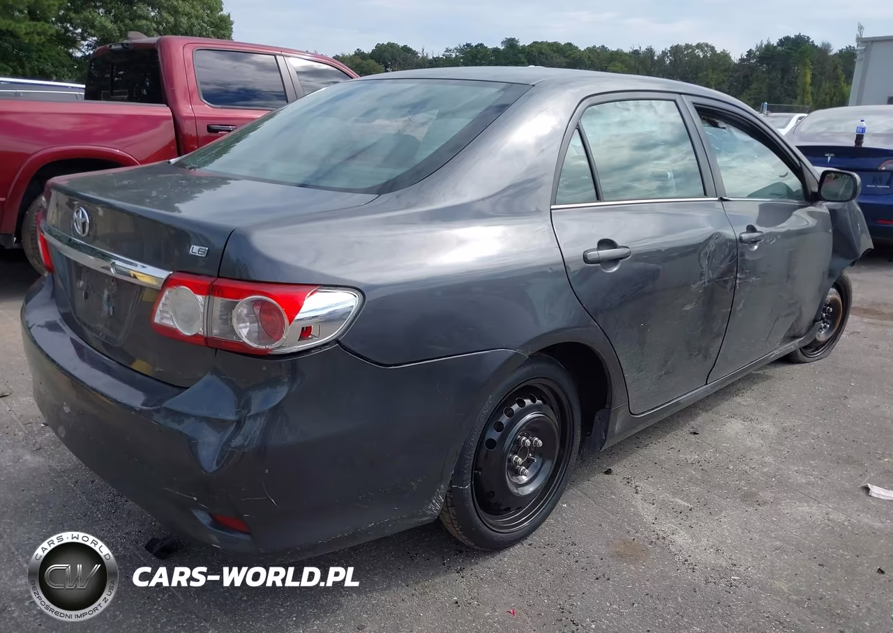 2013 Toyota Corolla Le VIN:2T1BU4EE3DC033868 - 4
