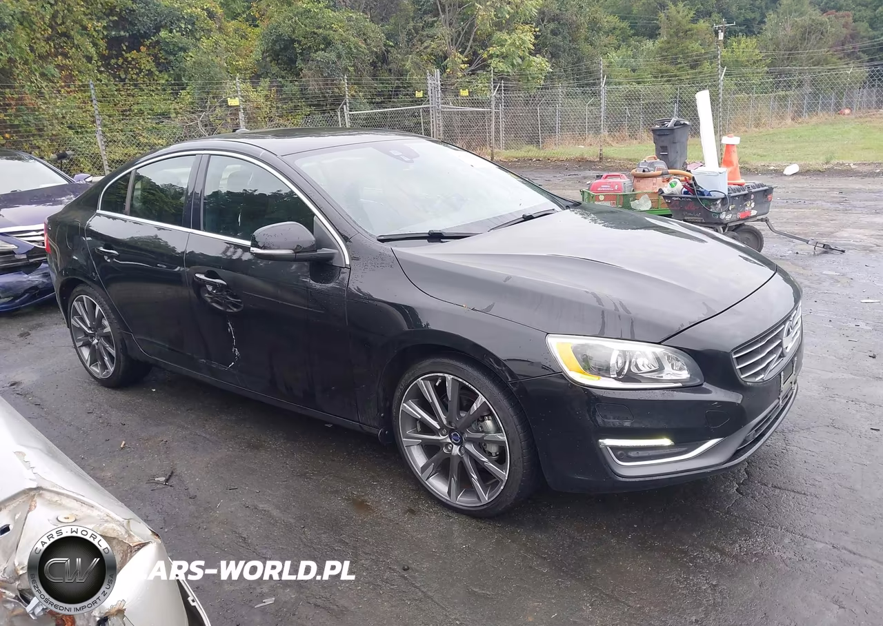 2015 Volvo S60 T5 Premier Plus VIN:YV140MFCXF2304616 - 13