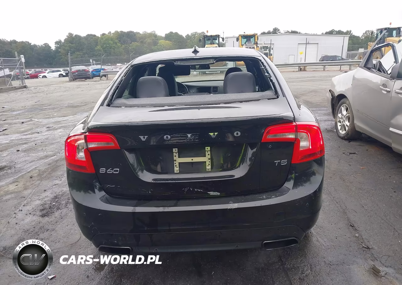 2015 Volvo S60 T5 Premier Plus VIN:YV140MFCXF2304616 - 16