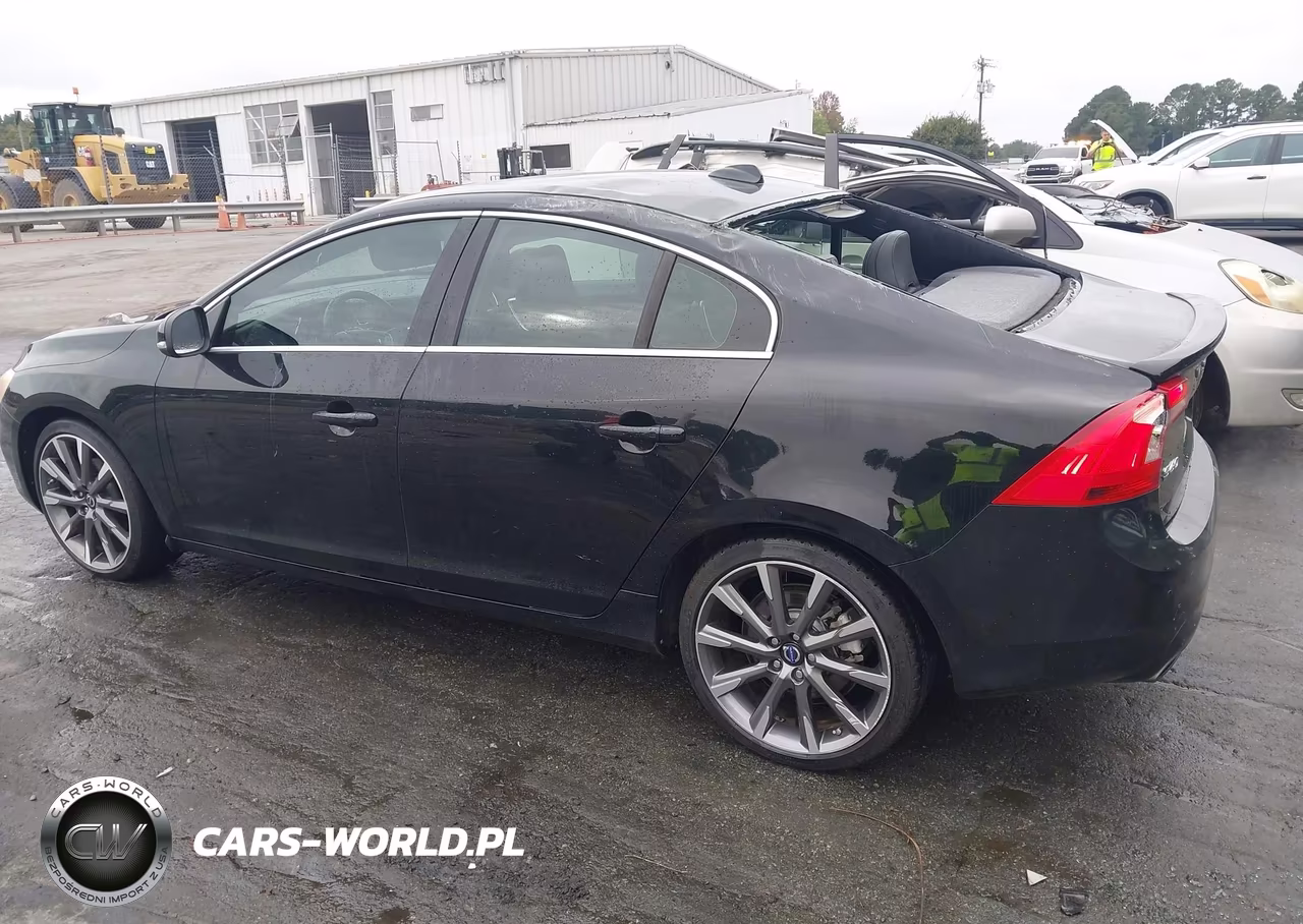 2015 Volvo S60 T5 Premier Plus VIN:YV140MFCXF2304616 - 17