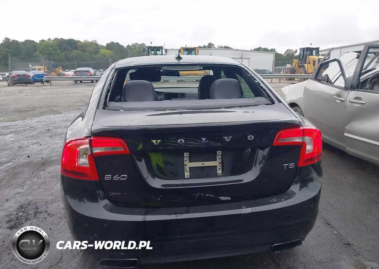2015 Volvo S60 T5 Premier Plus VIN:YV140MFCXF2304616 - 6