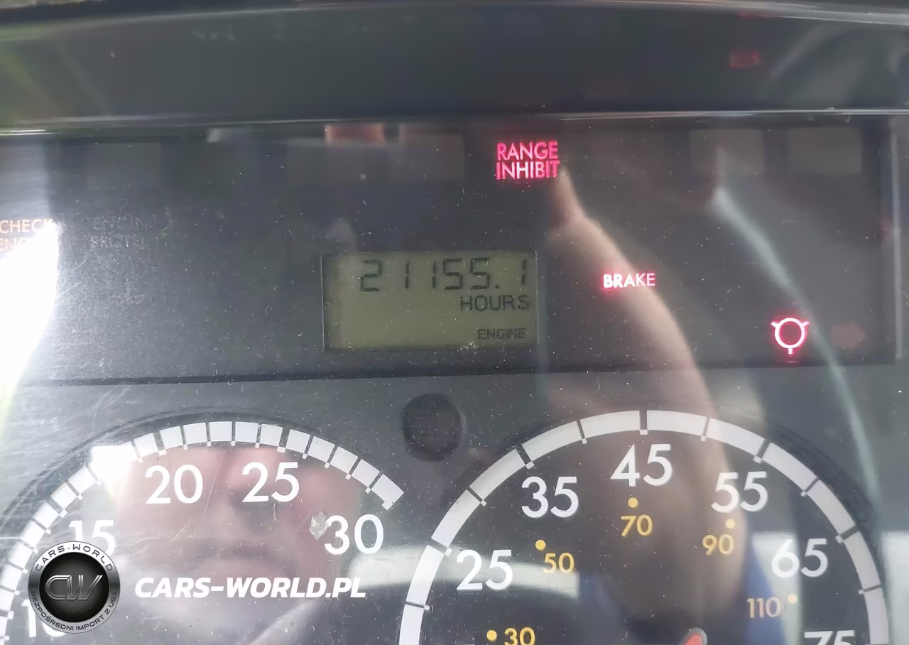 2005 Freightliner M2 106 Medium Duty VIN:1FVACWDC85DU59106 - 12