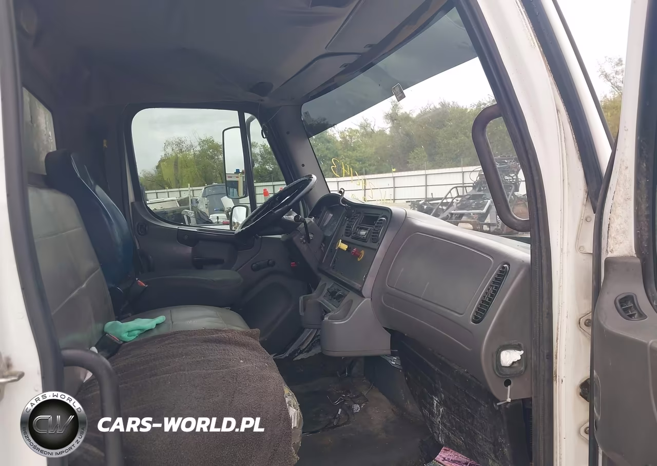 2005 Freightliner M2 106 Medium Duty VIN:1FVACWDC85DU59106 - 7