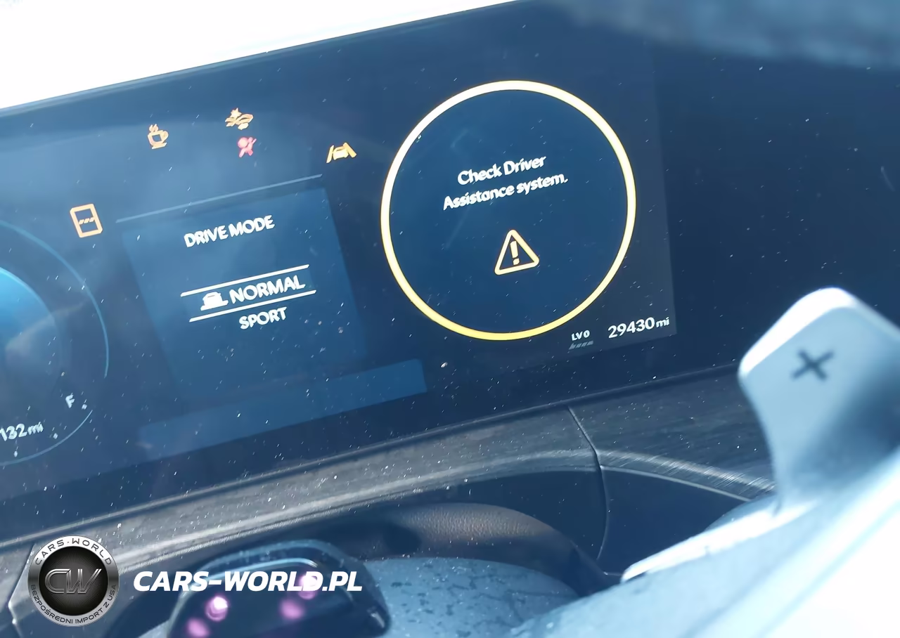 2025 Hyundai Santa Fe Limited VIN:5NMP44GLXSH086950 - 7