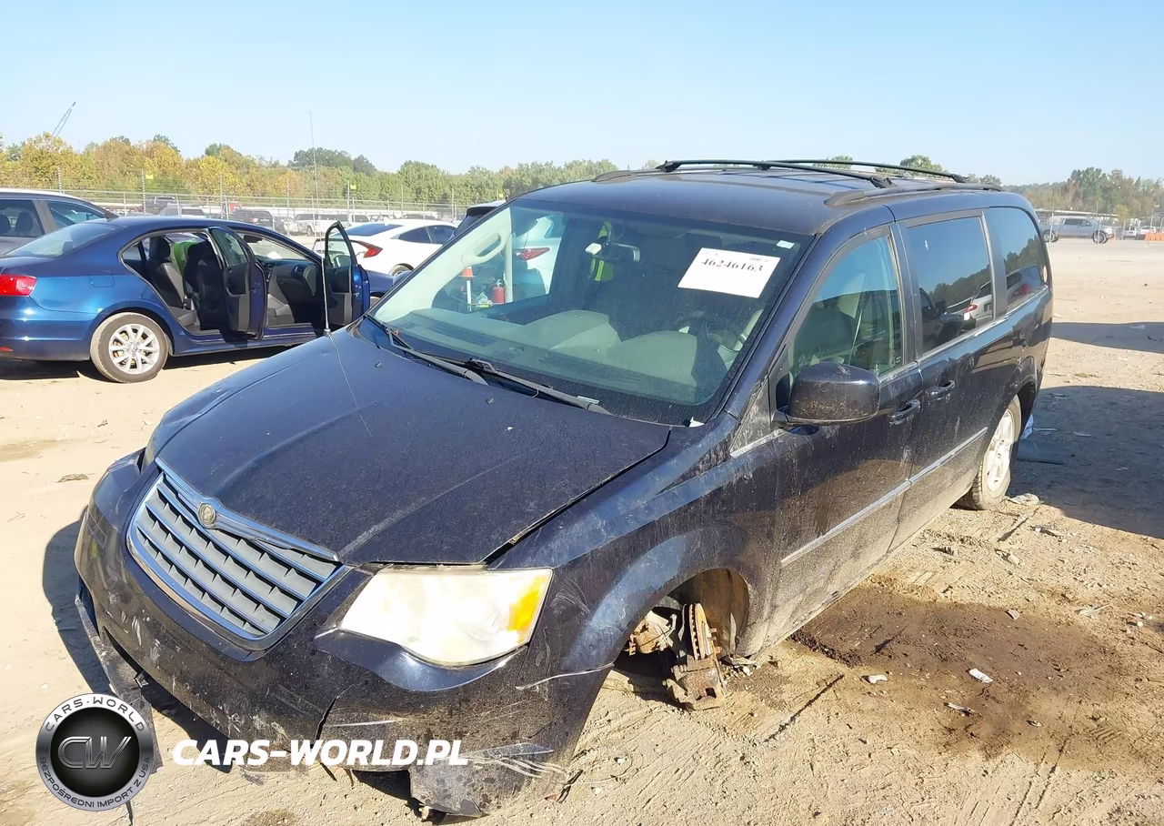 2010 Chrysler Town & Country Touring VIN:2A4RR5D10AR167053 - 2