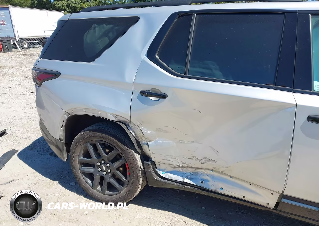 2019 Chevrolet Traverse Premier VIN:1GNEVKKW4KJ109621 - 6